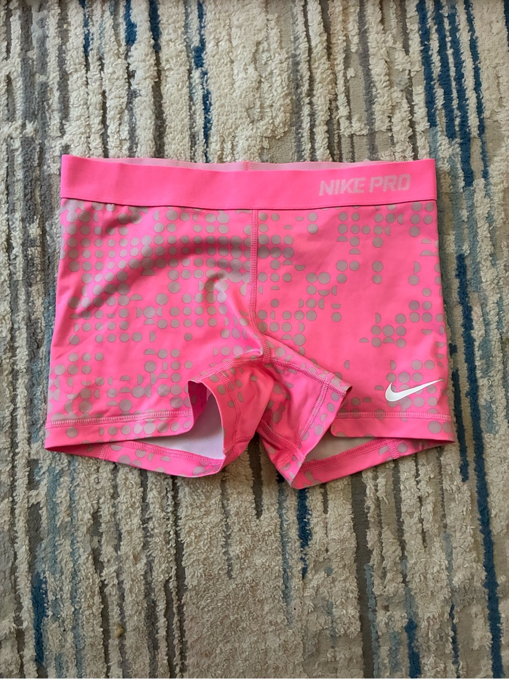 Nike Shorts Womens Medium Pink Athletic Running & Gym